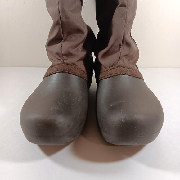 Crocs Boots Womens 6W Brown Claire Winter Snow Rain Insulated Waterproof Pull On - Picture 4 of 11
